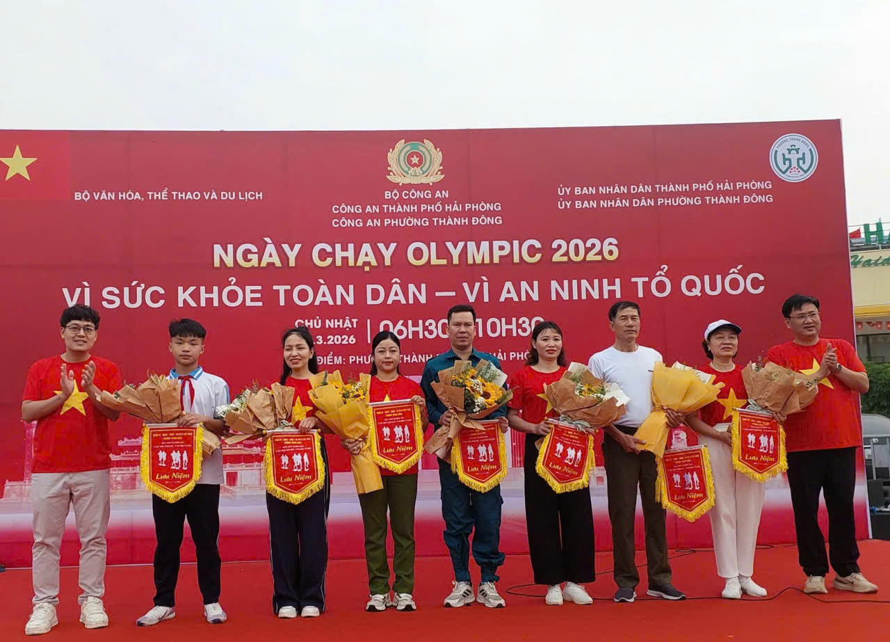 Hưởng ứng “Ngày chạy Olympic - Vì sức khỏe toàn dân - Vì an ninh Tổ quốc” trên địa bàn phường Thành Đông.